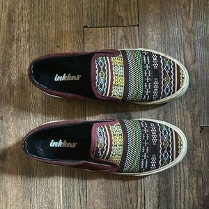 inkkas Maroon Suede Aztec Slip On Shoes Women’s 8 Men’s 6